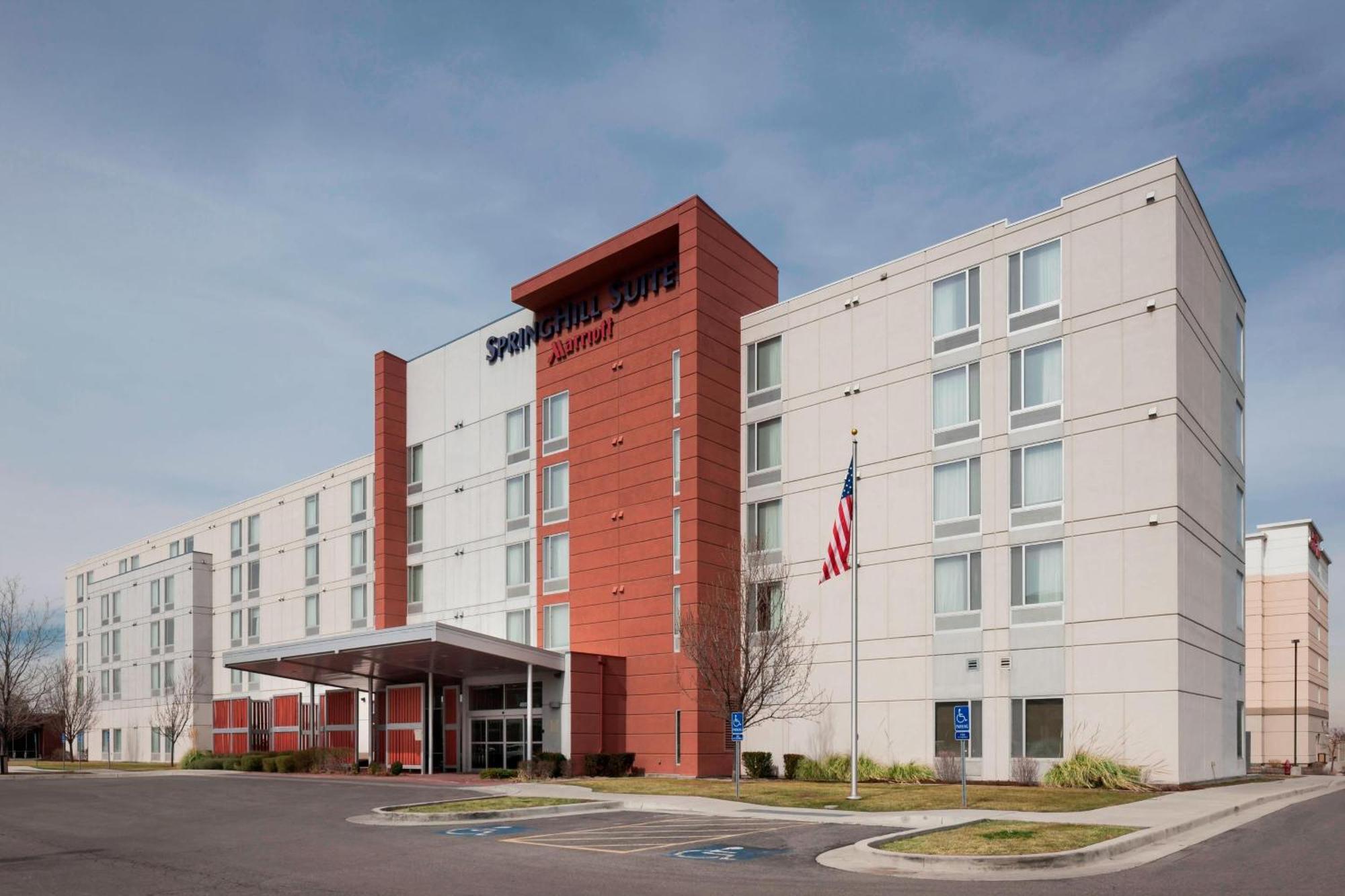 Springhill Suites By Marriott Salt Lake City Airport Ngoại thất bức ảnh