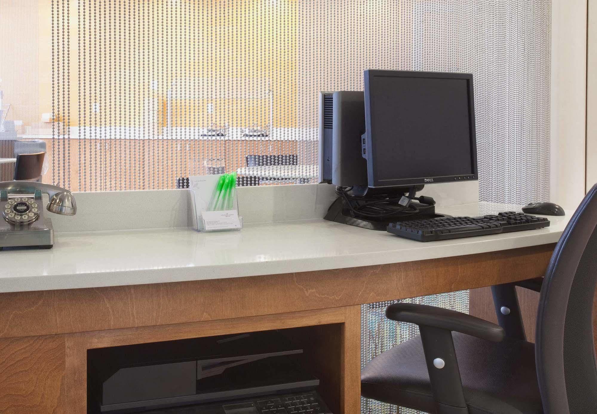 Springhill Suites By Marriott Salt Lake City Airport Ngoại thất bức ảnh